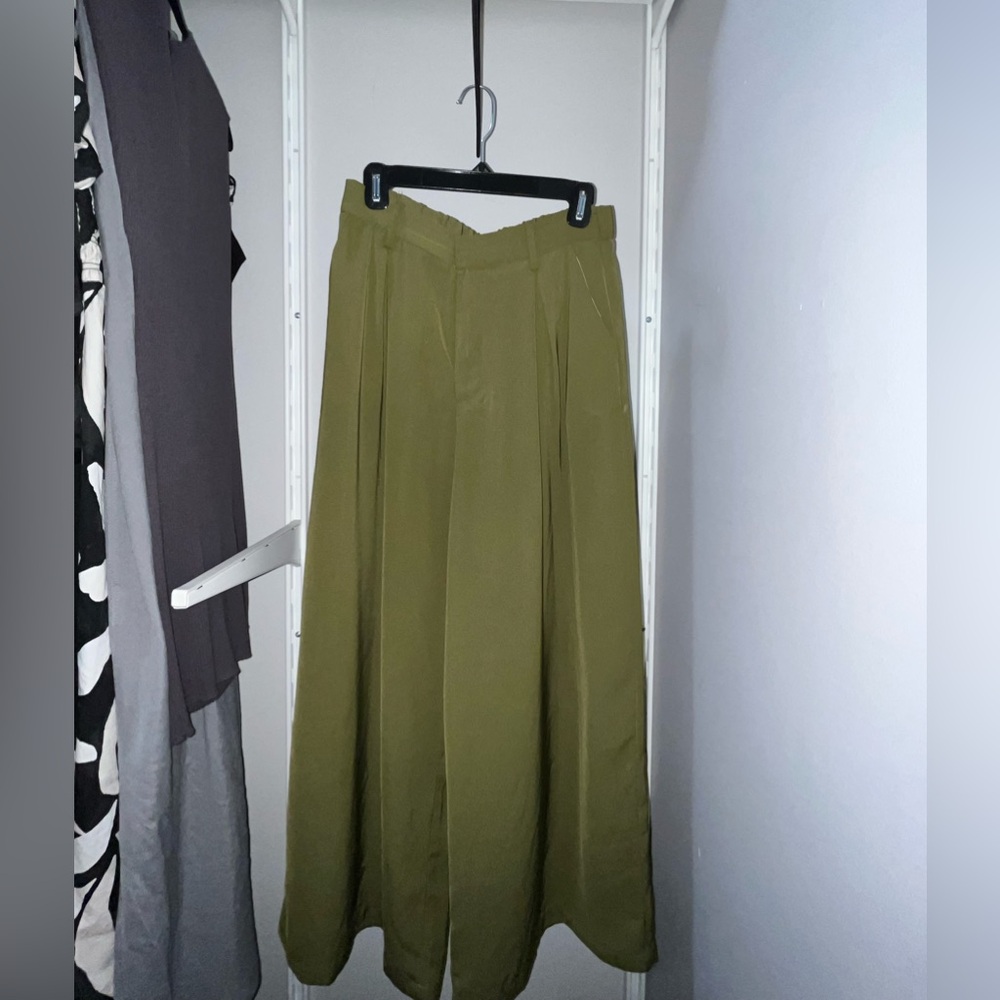 Olive green trousers!